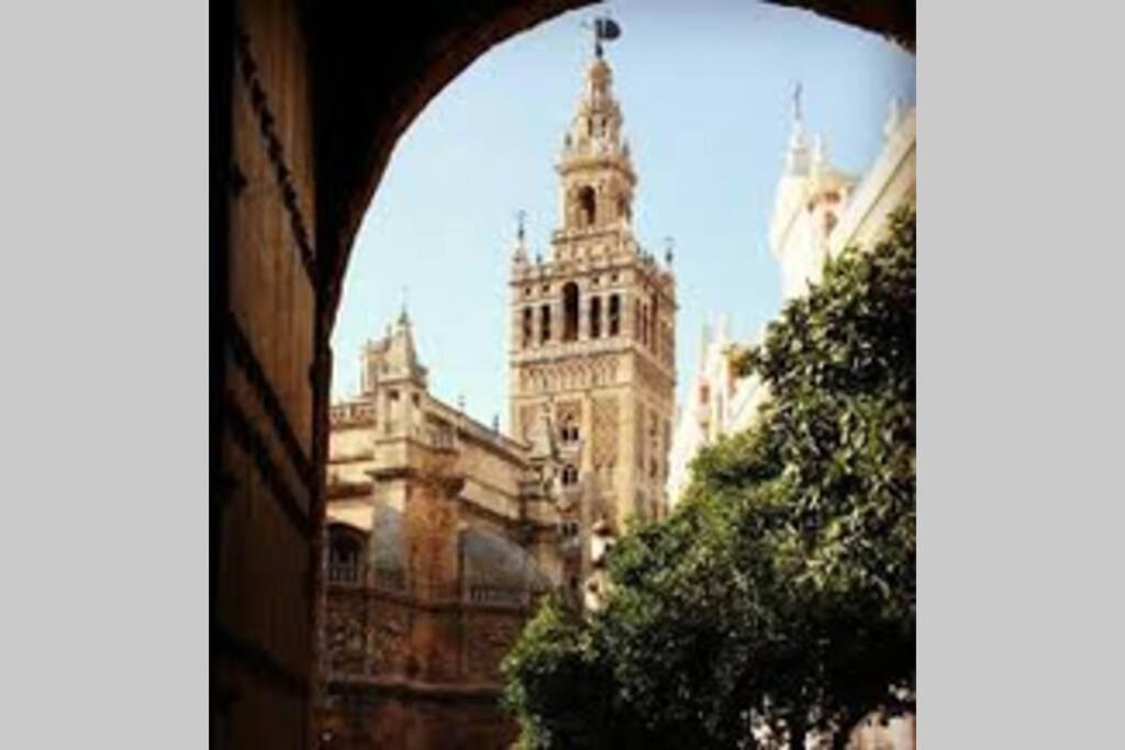 Penthouse Raggio Apartment Seville Ngoại thất bức ảnh